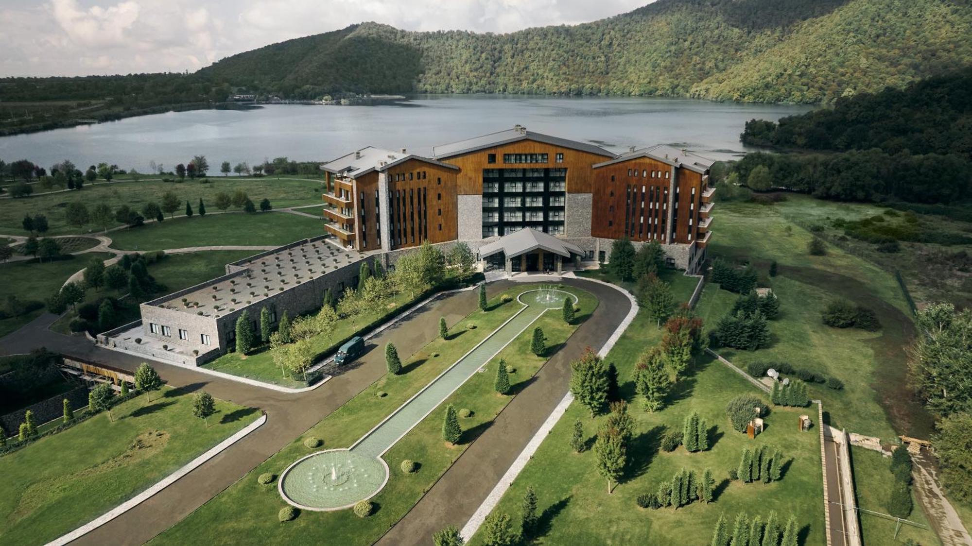 Chenot Palace กาบาลา ภายนอก รูปภาพ